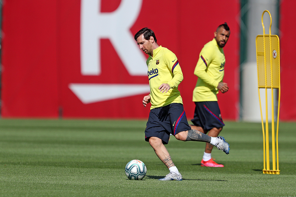 LOL-明尼苏达森林狼迎西甲关键赛，关键时刻豪取连胜，管理层满意，团队化学反应显著的简单介绍