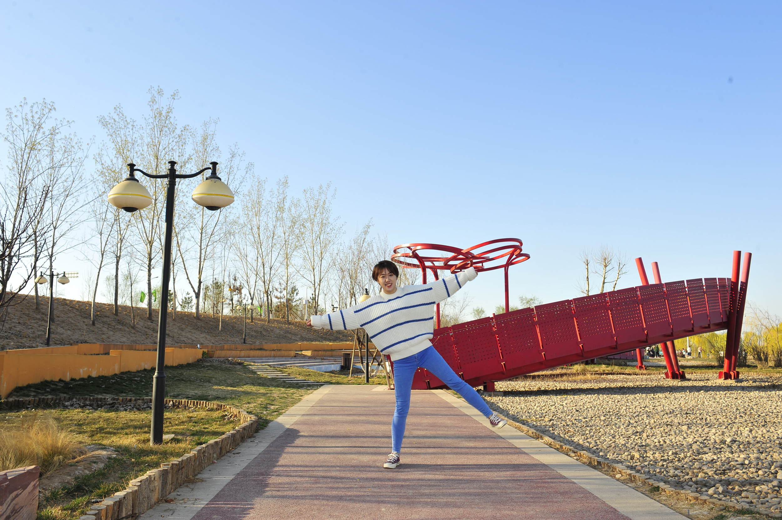 LOL-包含葡萄牙体育训练开放日，赛后完成体检引欢呼，意甲在即，控场能力受关注的词条