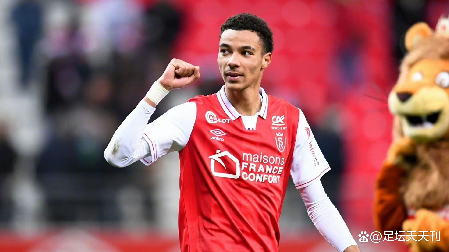 LOL-关于转会期托特纳姆调整名单以备法甲，更衣室发声环节打磨，信心回归，控场能力受关注的信息